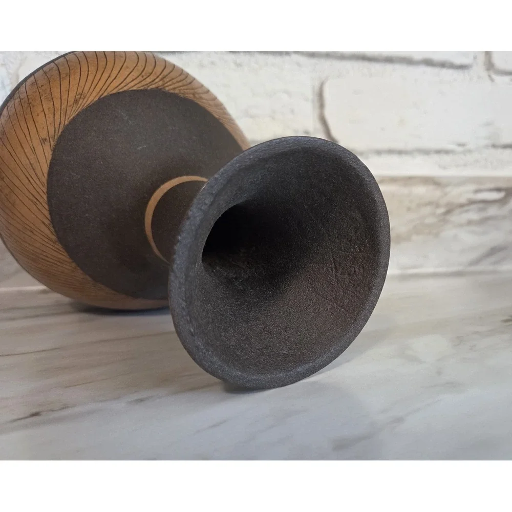 Pot Belly‎ Bulbous Vase Turned Wood Wooden Balsa? Vintage Signed Handmade 8.25